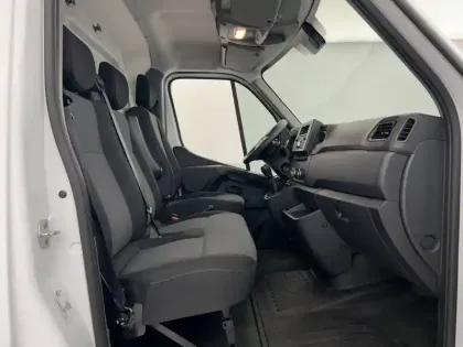 Photo 13 Renault Master  FGN TRAC F3500 L2H2 BLUE DCI 135