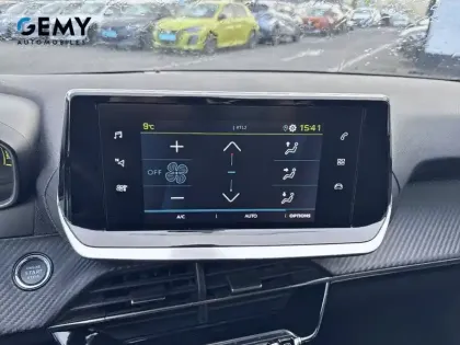 Photo 12 Peugeot 208  Electrique 50 kWh 136ch