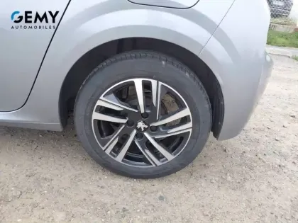 Photo 10 Peugeot 208 Gén. II Ph1 NG Style 5