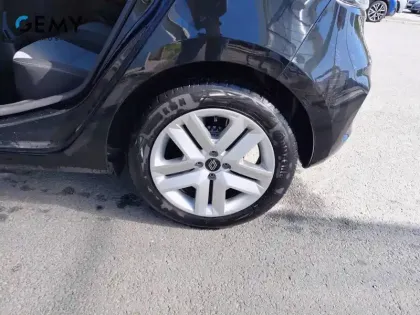 Photo 10 Renault Clio  TCe 90