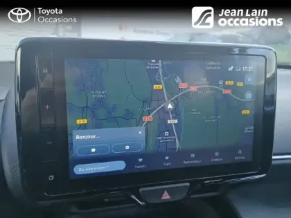 Photo 15 Toyota Yaris  Cross Hybride 116h 2WD