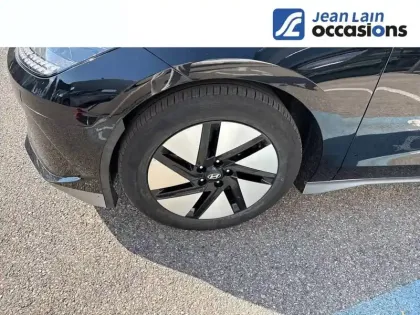 Photo 8 Hyundai Ioniq 6  77 kWh 229 ch