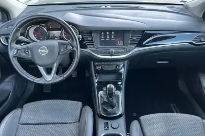 Photo 15 Opel Astra Gén. II Ph1 Edition Business 5