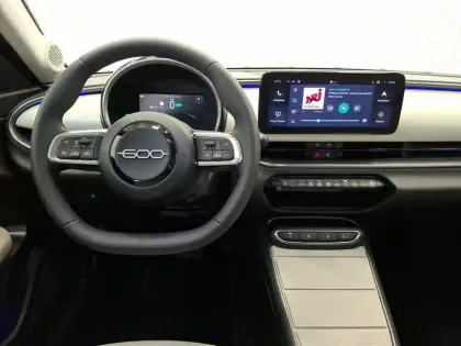 Photo 10 Fiat 600 e 156 ch 54 kWh