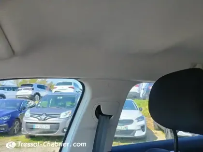 Photo 24 Citroën C3  PureTech 83 S&S BVM5 Shine Business