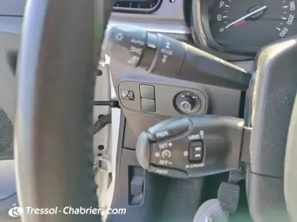 Photo 16 Citroën C3  PureTech 83 S&S BVM5 Shine Business