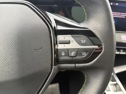 Photo 19 Peugeot 308  PHEV 180 e-EAT8 GT