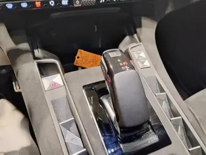 Photo 23 DS DS 7 Gén. I Ph1 NG Performance Line + 5