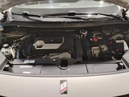 Photo 6 DS DS 7 Gén. I Ph1 NG Performance Line + 5