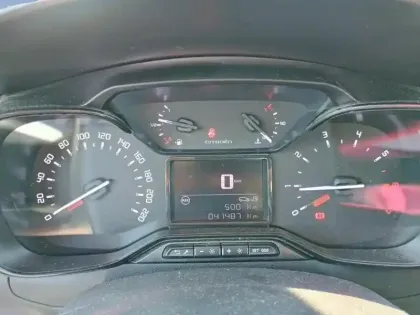 Photo 20 Citroën C3  PureTech 83 S&S BVM5 Shine