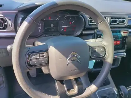 Photo 11 Citroën C3  PureTech 83 S&S BVM5 Shine