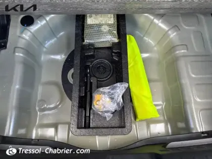 Photo 26 Kia Stonic  1.0 T-GDi 100 ch BVM6 Active