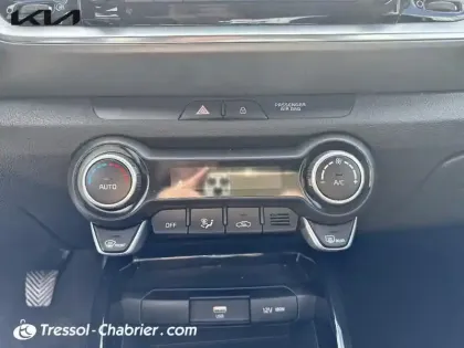 Photo 12 Kia Stonic  1.0 T-GDi 100 ch BVM6 Active