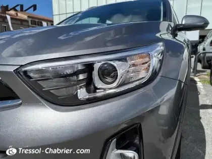 Photo 13 Kia Stonic  1.0 T-GDi 100 ch BVM6 Active