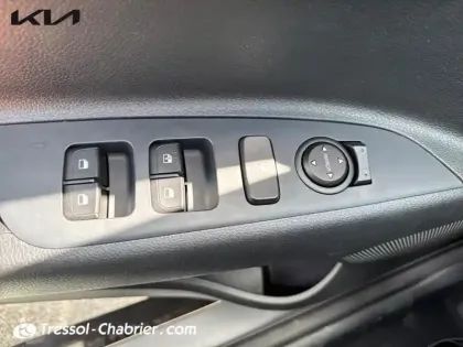 Photo 19 Kia Stonic  1.0 T-GDi 100 ch BVM6 Active