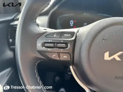 Photo 18 Kia Stonic  1.0 T-GDi 100 ch BVM6 Active