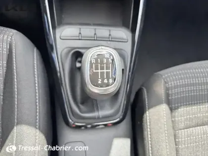 Photo 23 Kia Stonic  1.0 T-GDi 100 ch BVM6 Active