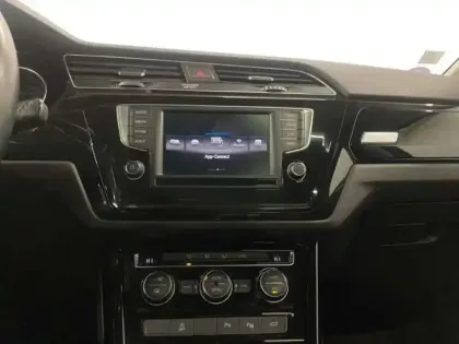 Photo 9 Volkswagen Touran Gén. III Ph1 Carat 5