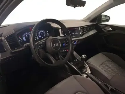 Photo 8 Audi A1 25 TFSI 95 ch BVM5 Advanced