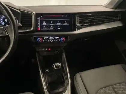 Photo 9 Audi A1 25 TFSI 95 ch BVM5 Advanced