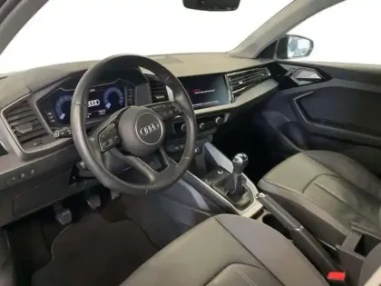 Photo 8 Audi A1 30 TFSI 110 ch BVM6 Design Luxe