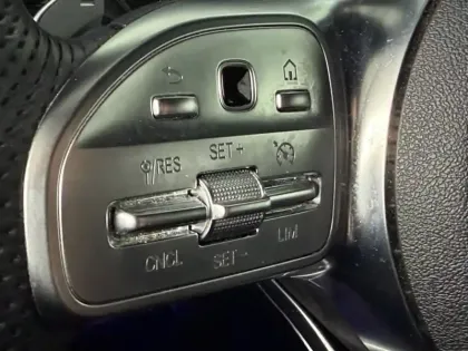 Photo 32 Mercedes Classe A 250 e AMG Line