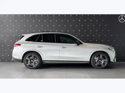 Photo 25 Mercedes Classe GLC Gén. II (X254) Ph1 AMG Line 5
