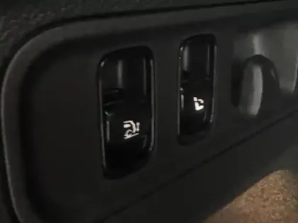 Photo 36 Mercedes Classe GLC Gén. II (X254) Ph1 AMG Line 5