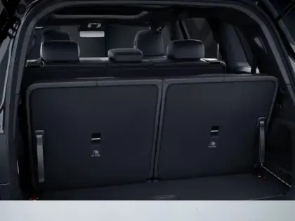 Photo 8 Mercedes GLB 200 d AMG Line