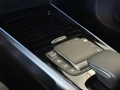 Photo 38 Mercedes GLB 200 d AMG Line