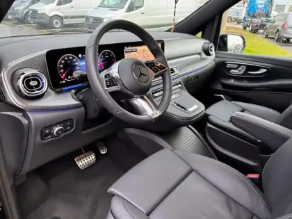 Photo 19 Mercedes CLA V 300 d AVANTGARDE Long