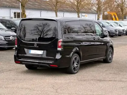 Photo 25 Mercedes CLA V 300 d AVANTGARDE Long