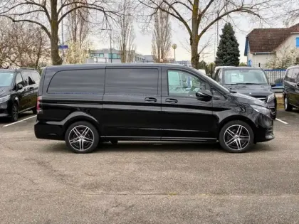 Photo 24 Mercedes CLA V 300 d AVANTGARDE Long