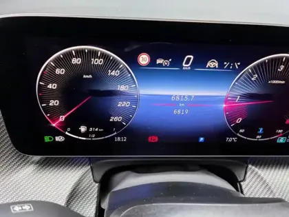 Photo 18 Mercedes CLA V 300 d AVANTGARDE Long