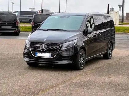 Photo 21 Mercedes CLA V 300 d AVANTGARDE Long