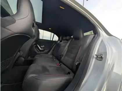 Photo 18 Mercedes Classe A 250 e Hybrid EQ 