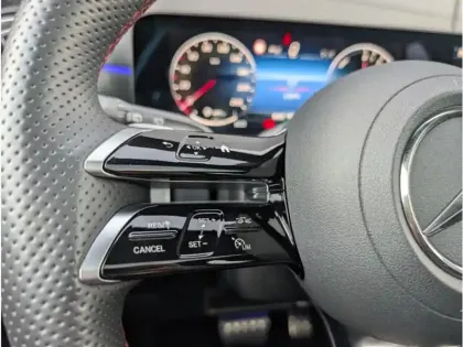 Photo 12 Mercedes Classe A 250 e Hybrid EQ 