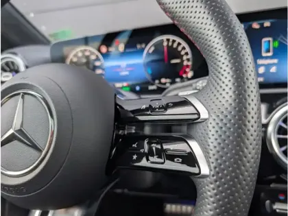 Photo 13 Mercedes Classe A 250 e Hybrid EQ 