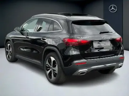 Photo 22 Mercedes GLA  200 d Progressive Line