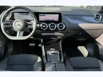 Photo 41 Mercedes Classe B 200 d AMG Line