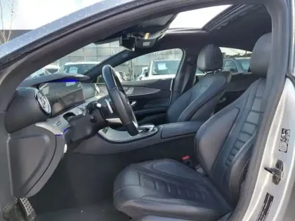 Photo 33 Mercedes CLS 400 d 4MATIC Coupé AMG Line+