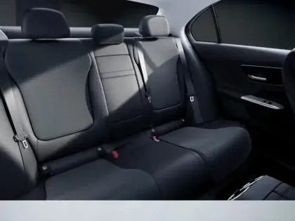 Photo 8 Mercedes Classe C  300 d e Hybrid EQ Ber