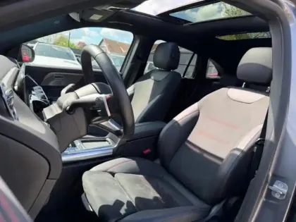 Photo 35 Mercedes GLA 250 e Hybrid EQ AMG Line