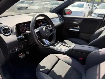 Photo 32 Mercedes GLA 250 e Hybrid EQ AMG Line