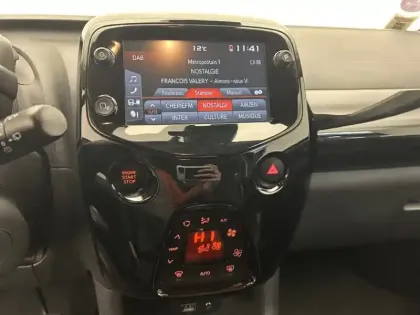 Photo 15 Toyota Aygo Gén. II Ph2 NG x-clusiv 5