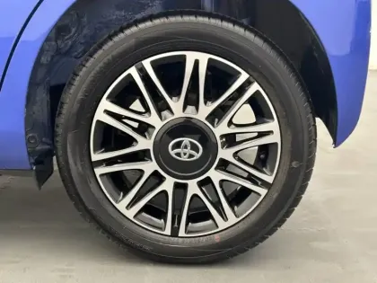 Photo 8 Toyota Aygo Gén. II Ph2 NG x-clusiv 5