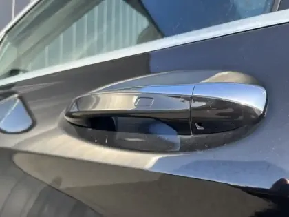 Photo 19 Mercedes Classe GLC 300de 4MATIC SUV AMG Line