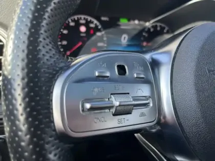 Photo 15 Mercedes Classe GLC 300de 4MATIC SUV AMG Line