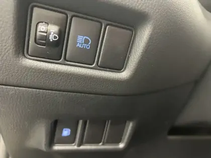 Photo 16 Toyota C-HR 1.8 Hybride 122 Distinctive