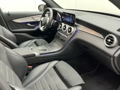 Photo 15 Mercedes Classe GLC 300de 4MATIC AMG Line